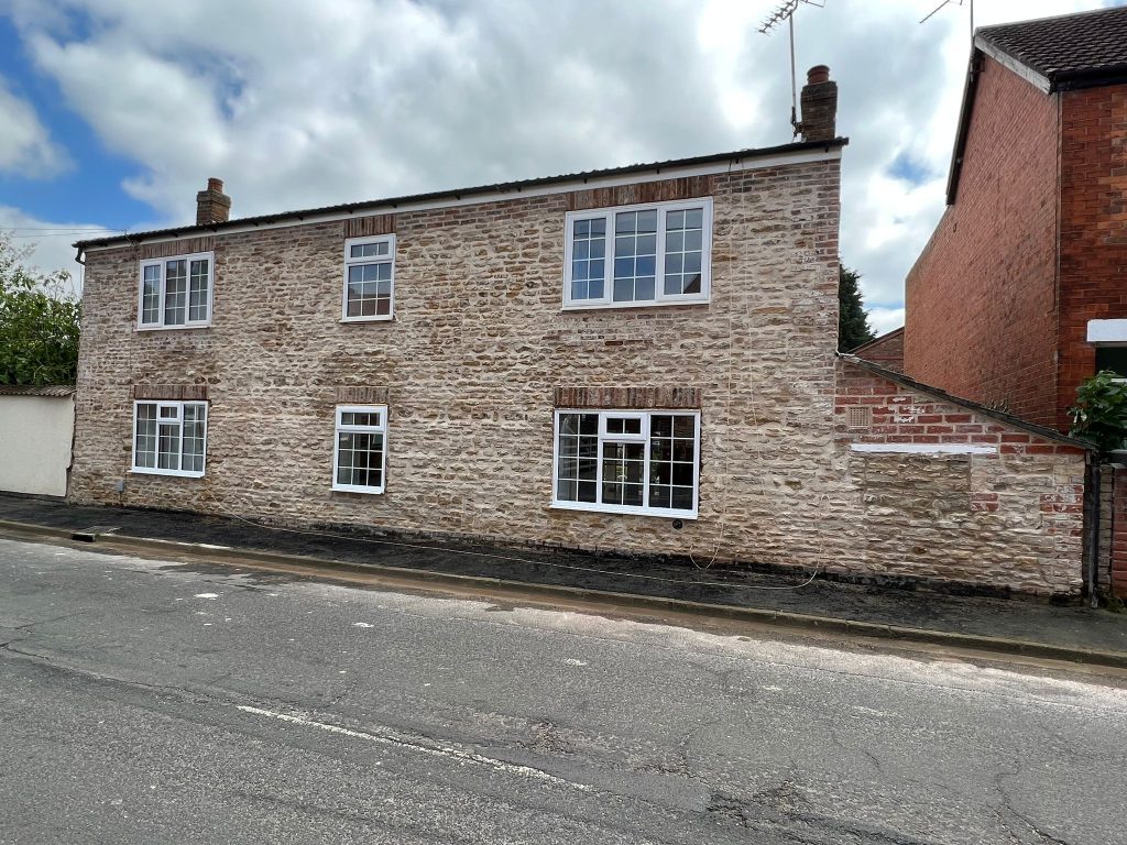 Render removal and masonry repairs to a 200 year old house in Winterton, North Lincolnshire